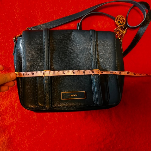 DKNY turquoise blue real leather structured shoulder crossbody bag EUC (as new) - Picture 11 of 15
